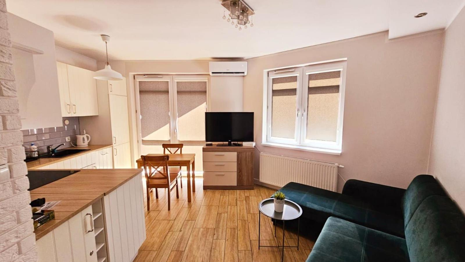 Apartament Mlynarska 皮拉 外观 照片
