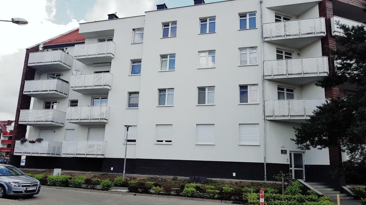 Apartament Mlynarska 皮拉 外观 照片
